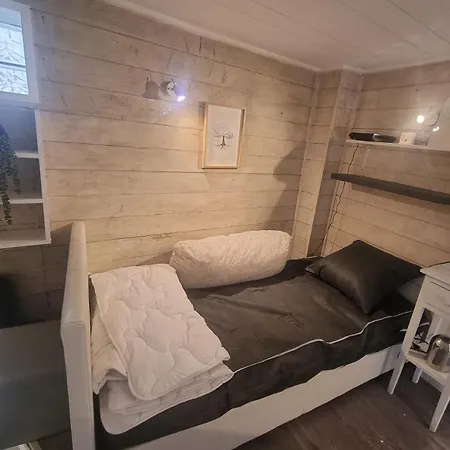 #di The Ingenious Downtown Studette Apartment